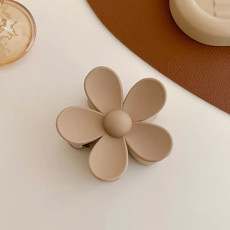 pince cheveux fleur marron