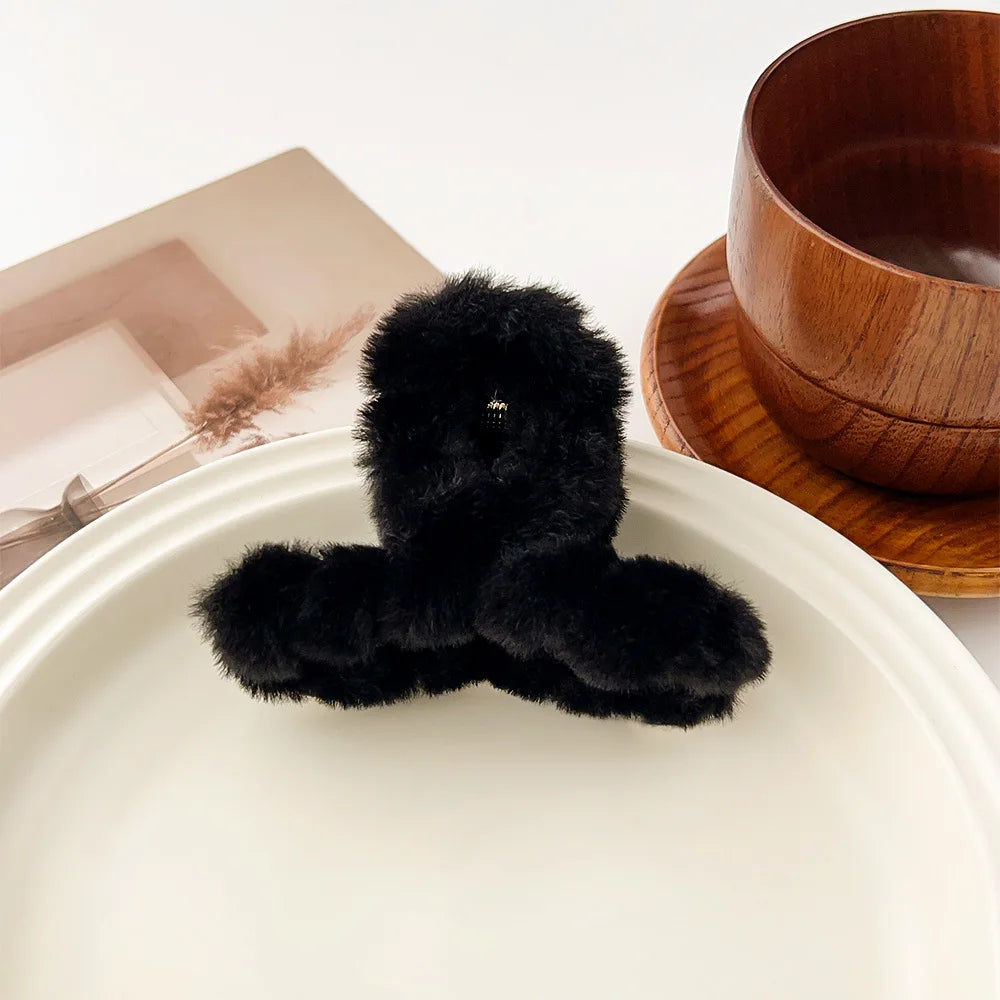 pince cheveux peluche noir
