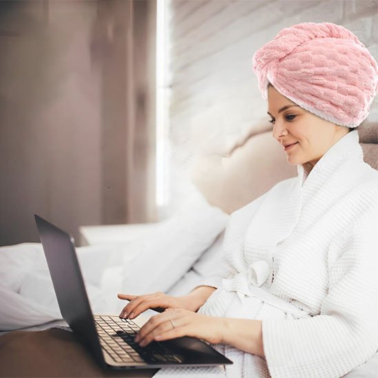 serviette cheveux microfibre rose