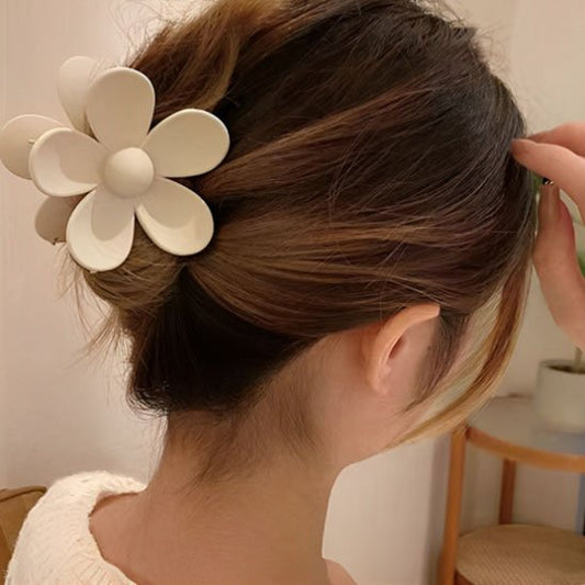 pince cheveux fleur élégante